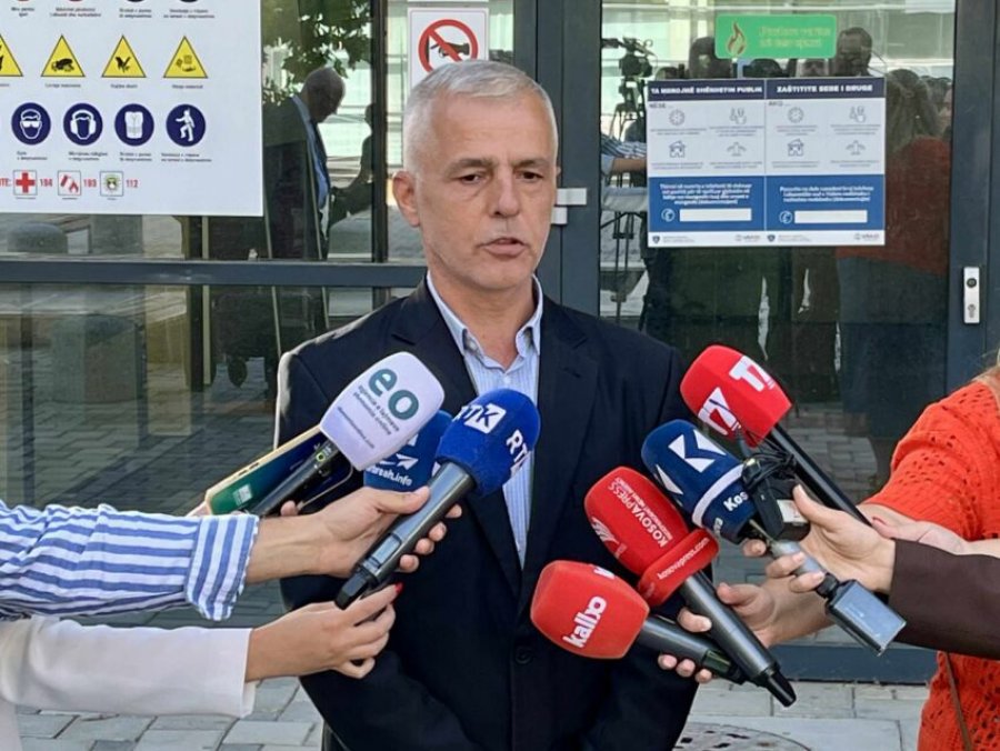 Klinaku: Postimi im ende qëndron, nuk ka vepër penale