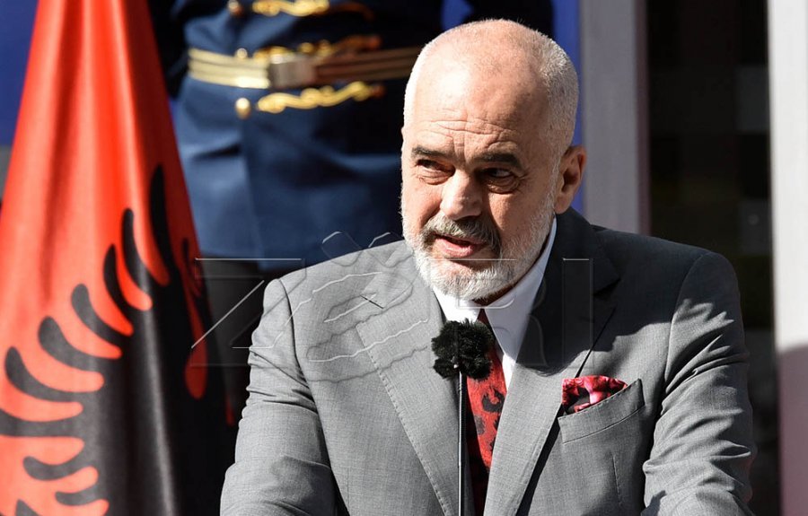 Edi Rama thotë se Samiti i NATO-s në Tiranë do mbrohet me dronë “Made in Albania”