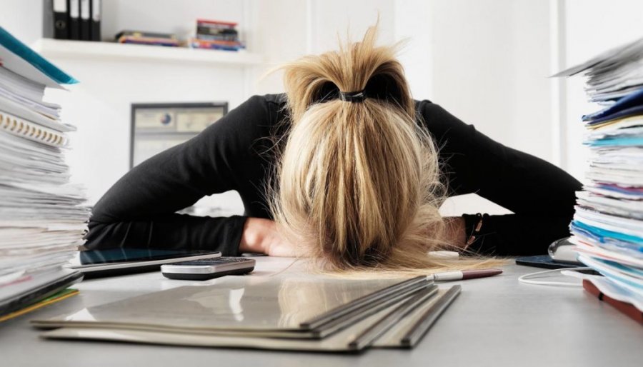 Tetë mënyra për ta çliruar trurin nga stresi