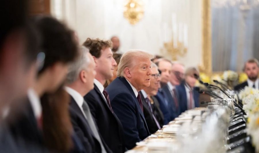 Trumpi dhe liderët e teknologjisë bashkohen për të fuqizuar dominimin amerikan të IA-së