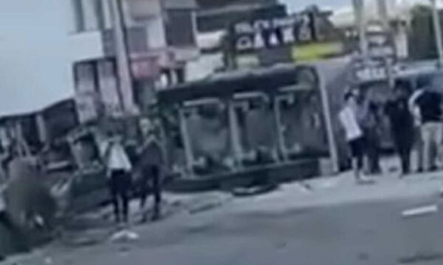 Të aksidentuarit në Vragoli në gjendje stabile