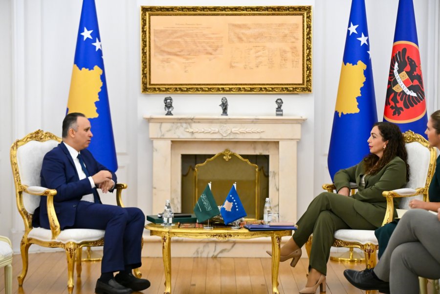 Presidentja Osmani dhe ambasadori i Arabisë Saudite diskutojnë për thellim bashkëpunimi