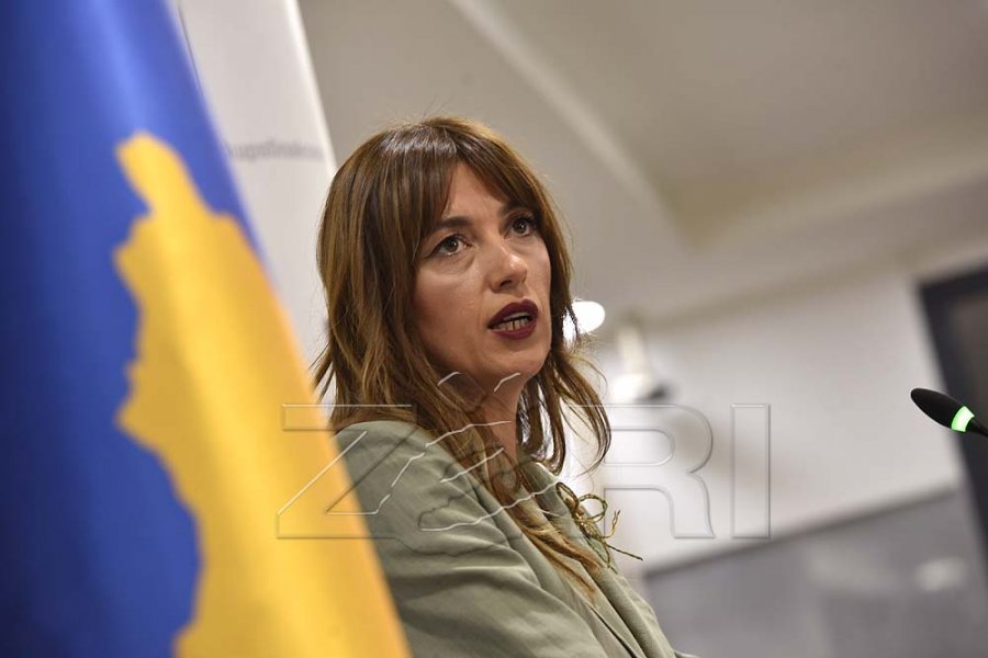 Haxhiu: Duhet të vazhdojmë përpara o me qeveri të re, o me zgjedhje