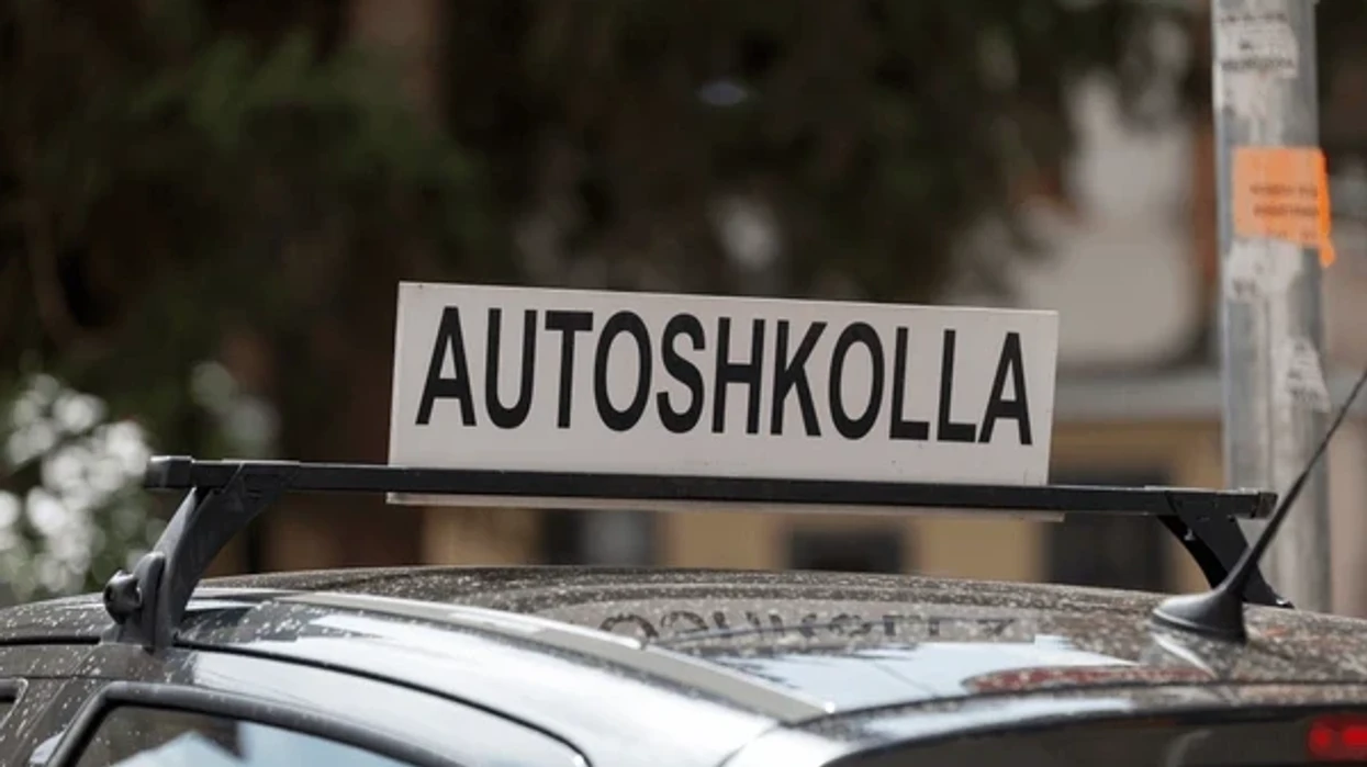 22 shërbime të reja për autoshkollë lansohen në platformën e-Kosova