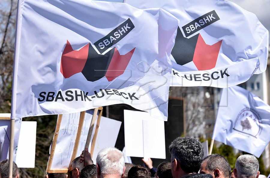 SBASHK-u kundërshton kontratat e reja për mësimdhënësit në Prishtinë, u bën thirrje të mos i nënshkruajnë