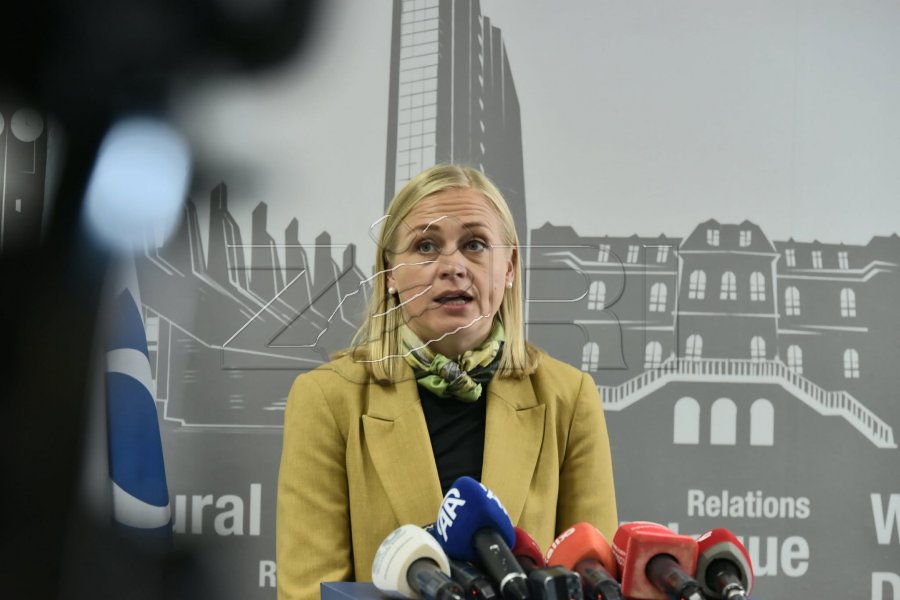 Kryesuesja e OSBE-së: Shpresojmë të ketë zgjidhje të bllokadës së Kuvendit dhe Qeverisë në Kosovë