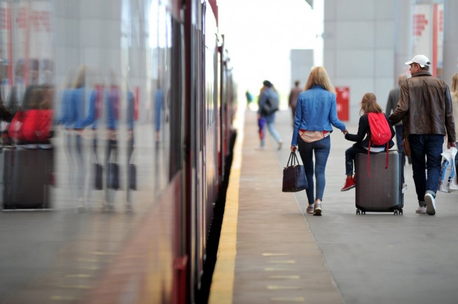 Emigracioni bëhet shqetësues, Eurostat: Një milion shqiptarë kanë ikur në 16 vjetët e fundit