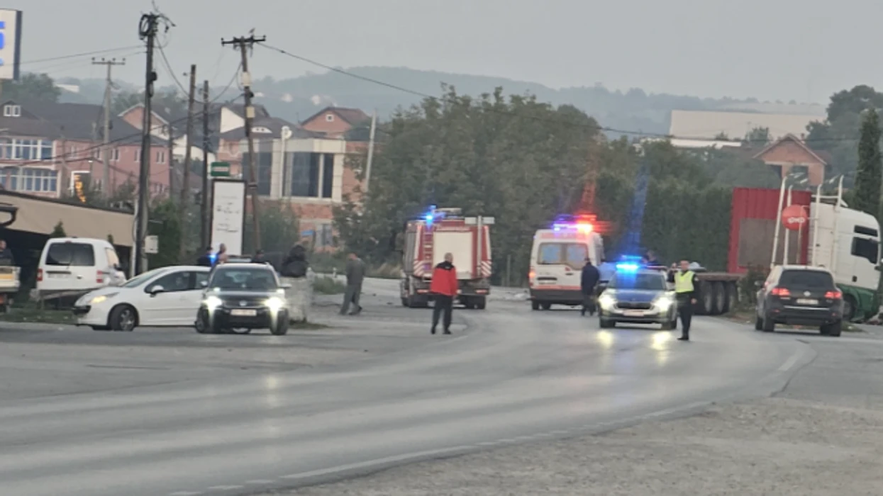 Dy të vdekur dhe dy të lënduar në një aksident trafiku në Zajm të Klinës