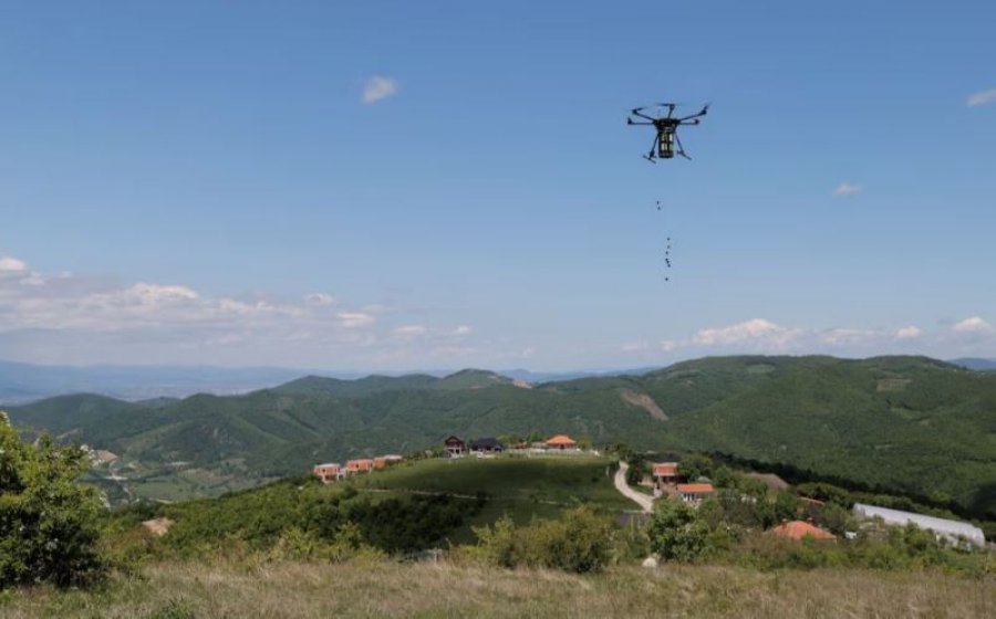 Dronë të dyshuar serbë mbi qiellin e Kosovës