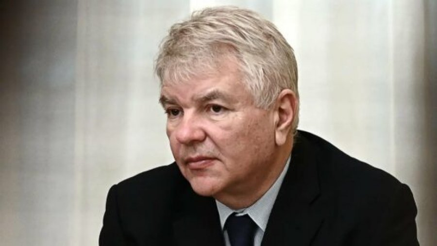 Kërcënon ambasadori rus: Nëse NATO-ja i prek avionët tanë, do t’i përgjigjemi me luftë