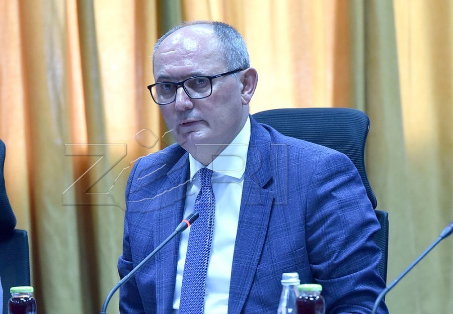 Kryetari i Ferizajt reagon për vdekjen e nxënësit 15-vjeçar