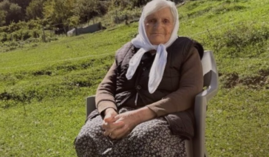 Mbyllja e kufirit mes Shqipërisë e Kosovës ndau 5-vjeçaren nga nëna e saj, historia e takimit pas 42 vitesh