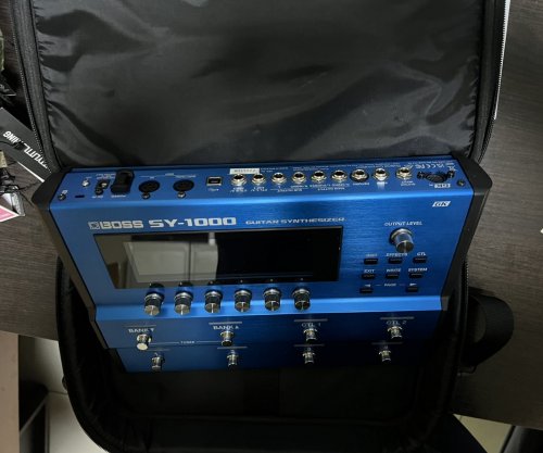 Dogana sekuestron mallra të padeklaruara në një automjet në Vërmicë