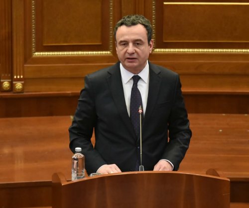 Kurti flet për mediat, përmend “raportimet për financime me thasë parash”