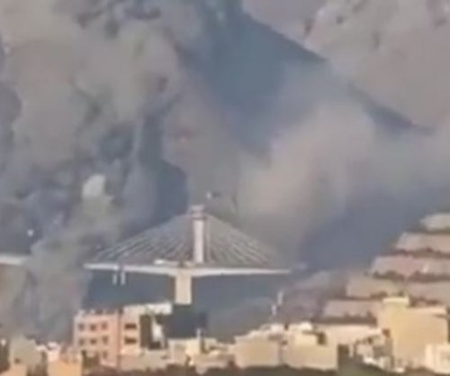 Trumpi publikon pamjet e shkatërrimit të urës më të lartë në Lindjen e Mesme që gjendet në Iran  