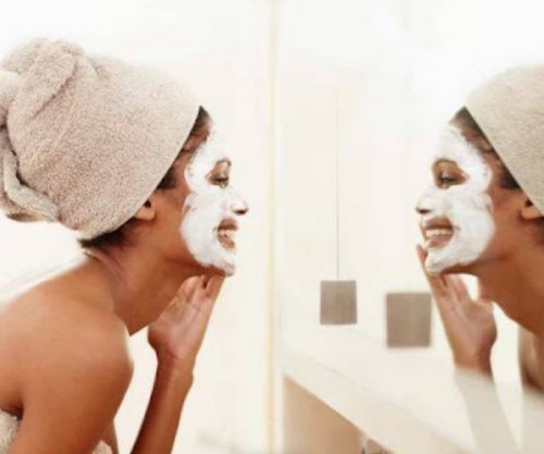 Si ta përdorni aspirinën për bukurinë e flokëve dhe lëkurës