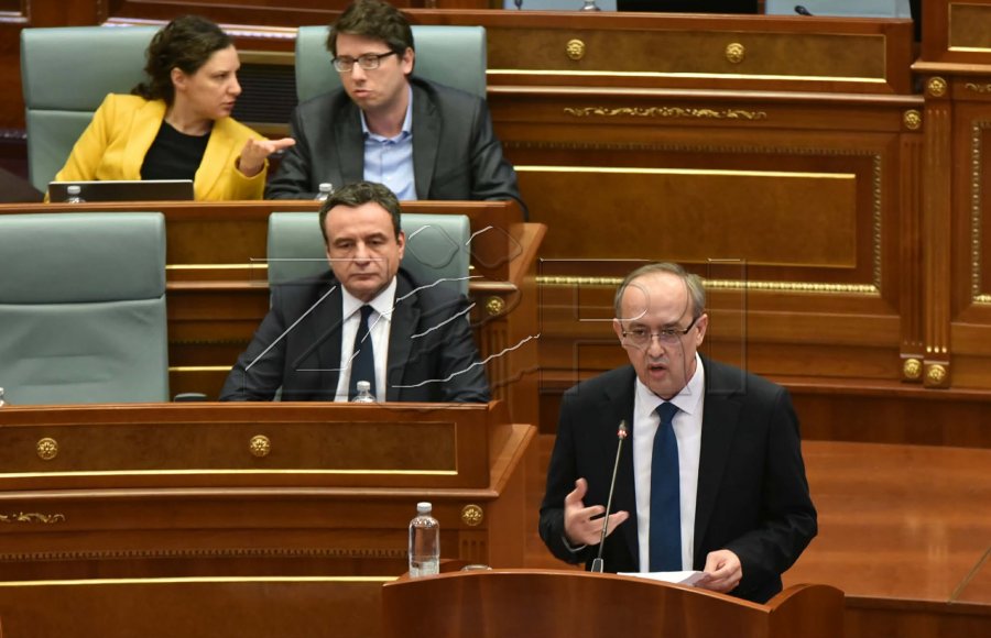 Hoti: Nesër i kthehemi Kuvendit në dy ditët finale, president i ri ose zgjedhje