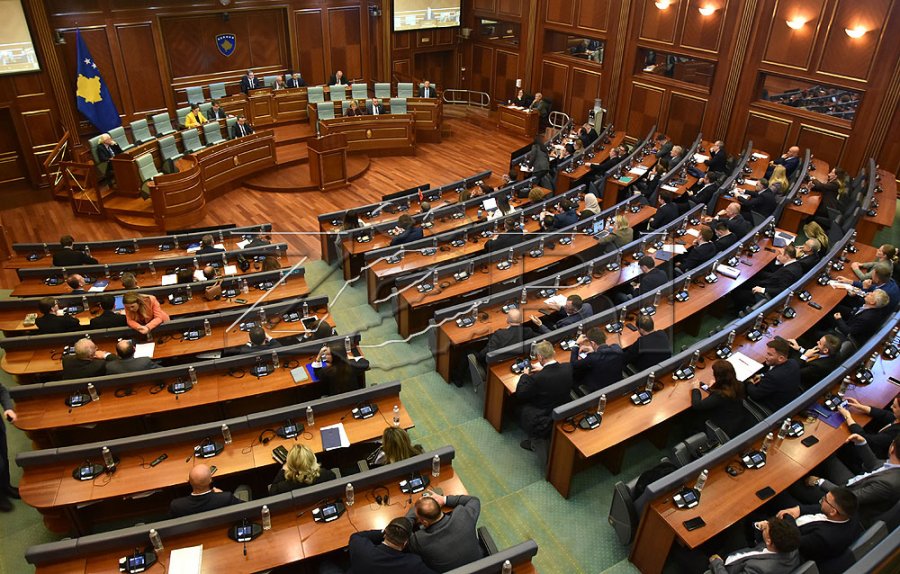 Hoxha: Kosova në skenën ndërkombëtare po reflekton se nuk ka stabiltet të brendshëm politik