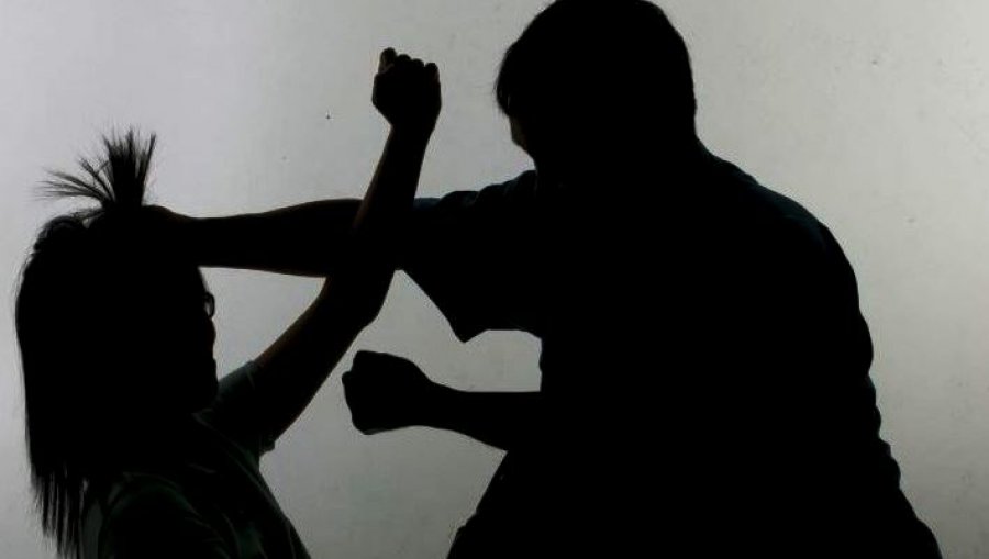 Shtërpcë: Babai i vajzës raporton dhëndrin në Polici për dhunë fizike ndaj saj