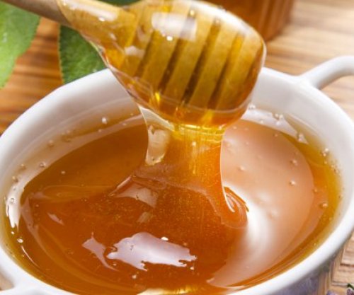 Mjalti më i mirë se antibiotiku për kollën akute