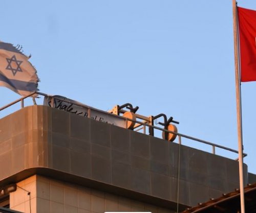 Shkëmbim zjarri jashtë Konsullatës izraelite në Stamboll, tre të vdekur