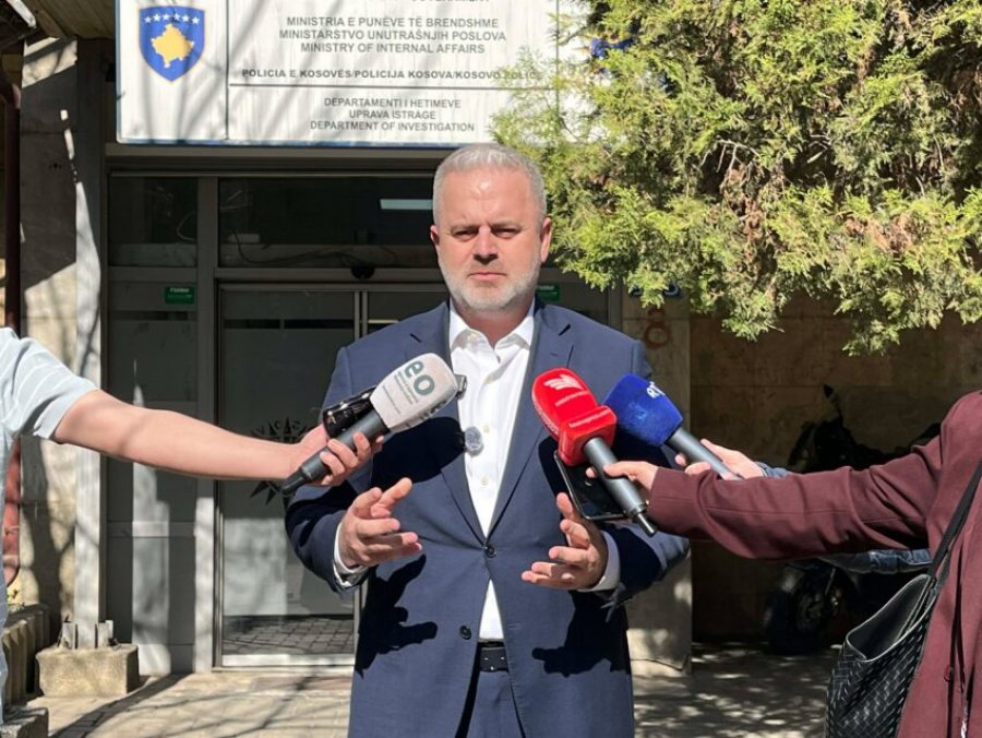 Azemi dëshmon në Polici për skandalin me njehsorët elektrikë