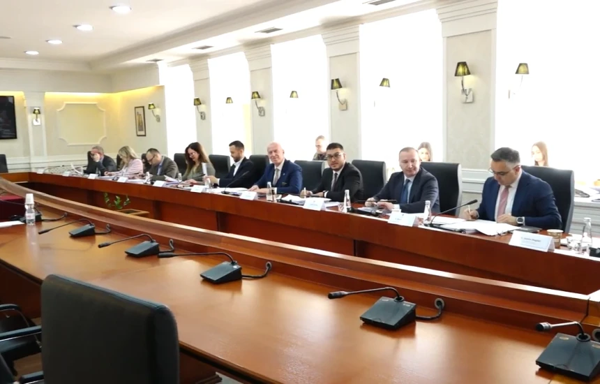 Komisioni interviston kandidatët për gjyqtarë në Gjykatën Kushtetuese