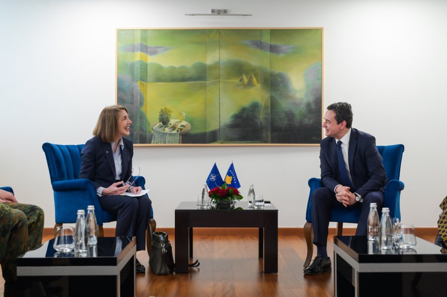 Kurti takon drejtoren e NATO-s për Operacione, flasin për thellimin e bashkëpunimit dhe rolin e FSK-së