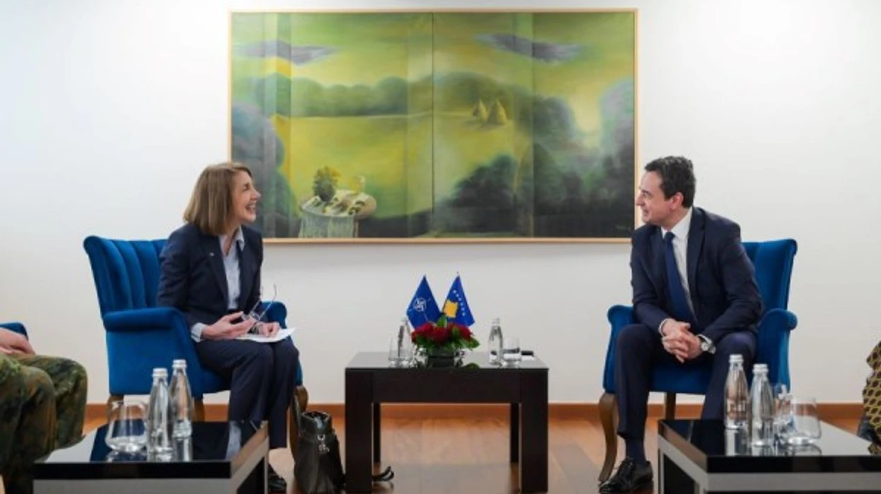 Kurti takoi drejtoren e NATO-s për Operacione, FSK-ja po përgatitet për misionin në Gaza