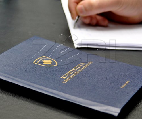 Vonesat në formimin e institucioneve, a është i nevojshëm ndryshimi i Kushtetutës?