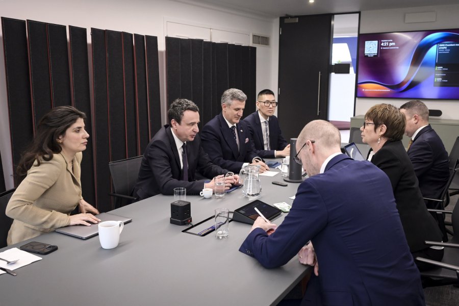 Kurti në Londër takohet me Presidenten e BERZh-it, fokus në projekte infrastrukturore dhe ekonomike
