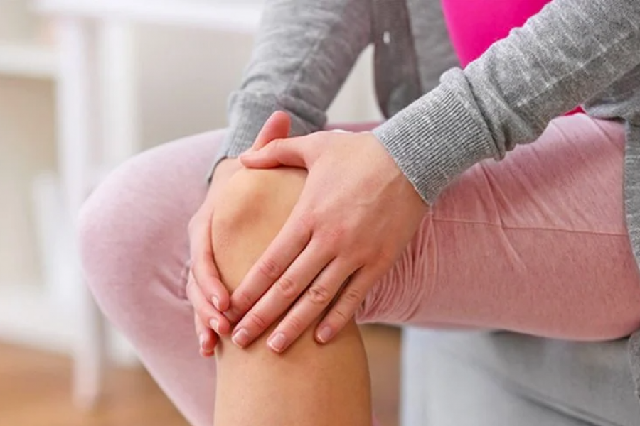  Ortopedi Bejta flet për dhimbjet e gjunjëve në moshë të re