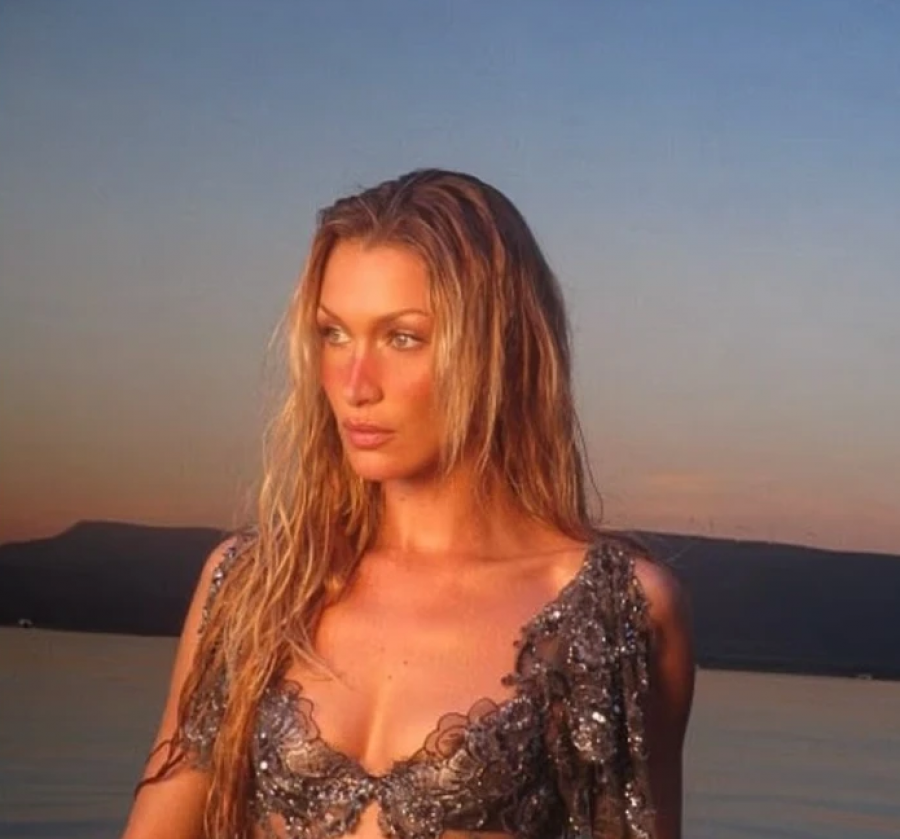 Bella Hadid prezanton parfumin e ri të Orebella-s