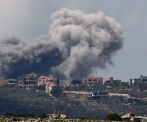 Izraeli thotë se ka goditur 200 objektiva të Hezbollahut në Liban brenda 24 orësh