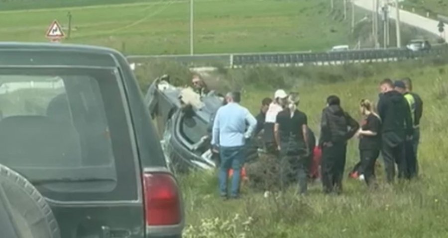 Aksident i rëndë në Vlorë, lëndohen tre persona - mes tyre dy fëmijë