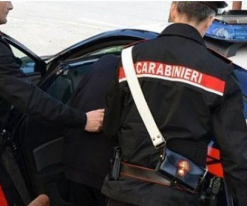 Kapet duke shitur kokainë, arrestohet 25-vjeçari shqiptar në Itali