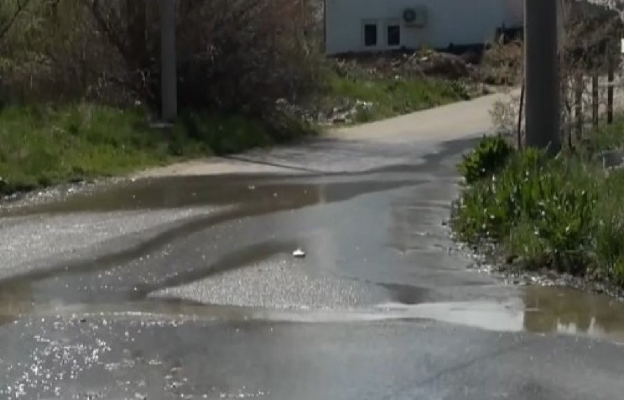 Mungesa e infrastrukturës rezulton me bllokim të kanalizimeve në Drenas