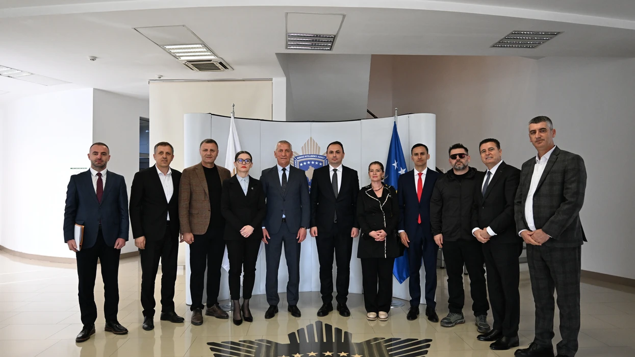 Komisioni parlamentar viziton AKI-në, fokus funksionimi dhe sfidat e sigurisë