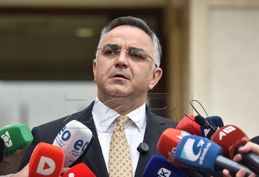 Tahiri: Byroja s’duhet të bëhet instrument partiak
