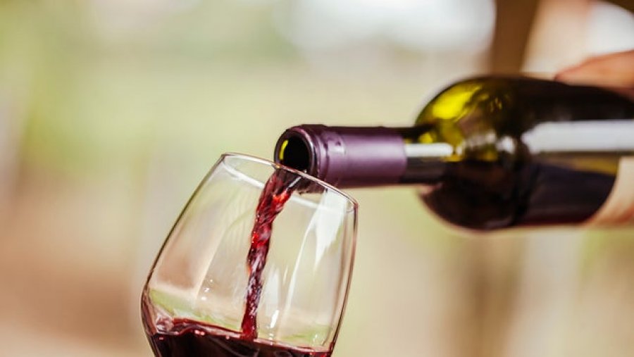 Vera e kuqe, e përsosur për dezinfektimin e mikrobeve të këqija