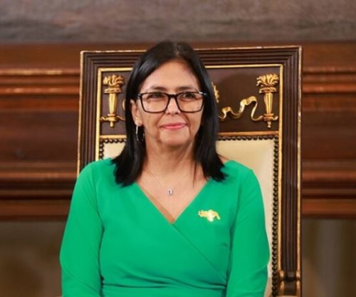 Presidentja e përkohshme e Venezuelës kërkon nga SHBA-ja heqjen e sanksioneve