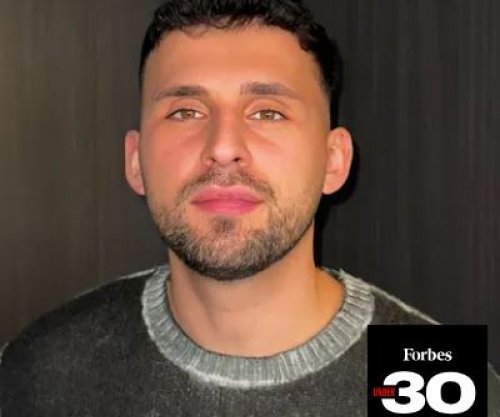 Merkur Smajlaj nga Kosova, në listën prestigjioze Forbes “30 Under 30 Europe 2026”