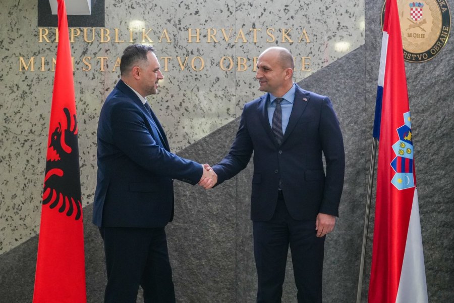 Shqipëria e Kroacia pajtohen për forcimin e mbrojtjes, mohojnë pretendimet e Serbisë