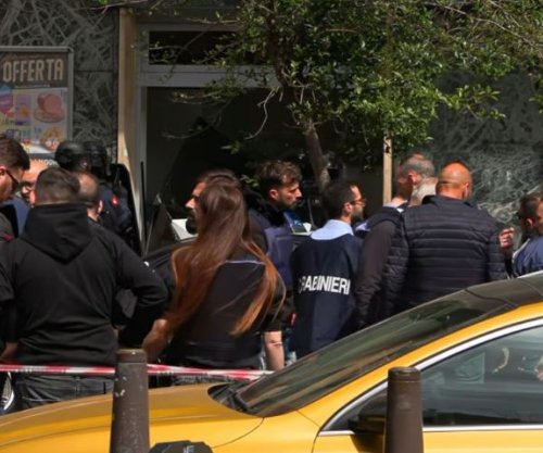 Grabitet banka në Napoli, policia liron 25 pengjet  