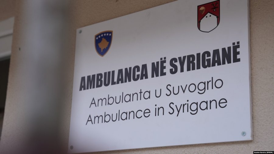 Tabelat e reja në ambulancat në Skenderaj brengosin banorët serbë