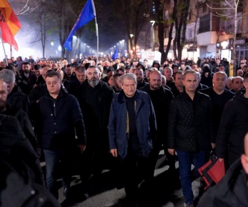 Berisha: Jemi shpresa e vetme për shpëtimin e Shqipërisë