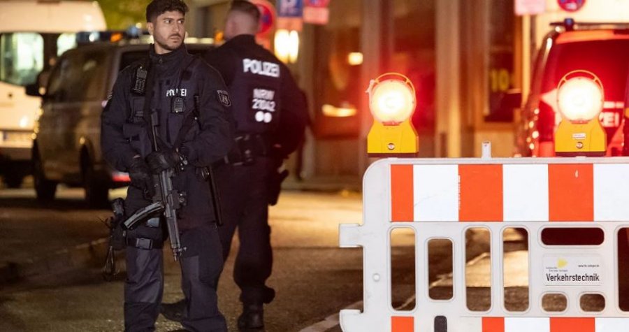 Shpërthim i fortë në një nënkalim në një qytet gjerman, një viktimë dhe disa të plagosur