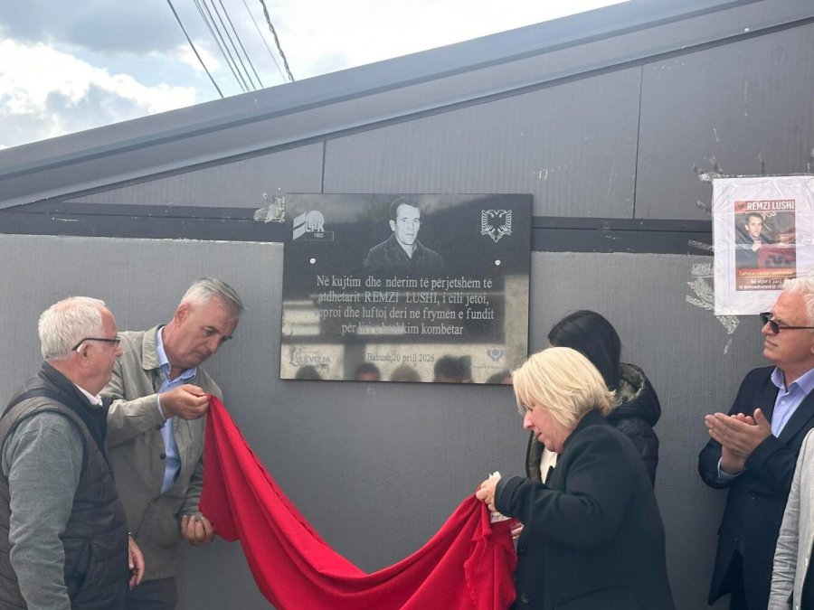 Zbulohet pllaka përkujtimore e veprimtarit, Remzi Lushi