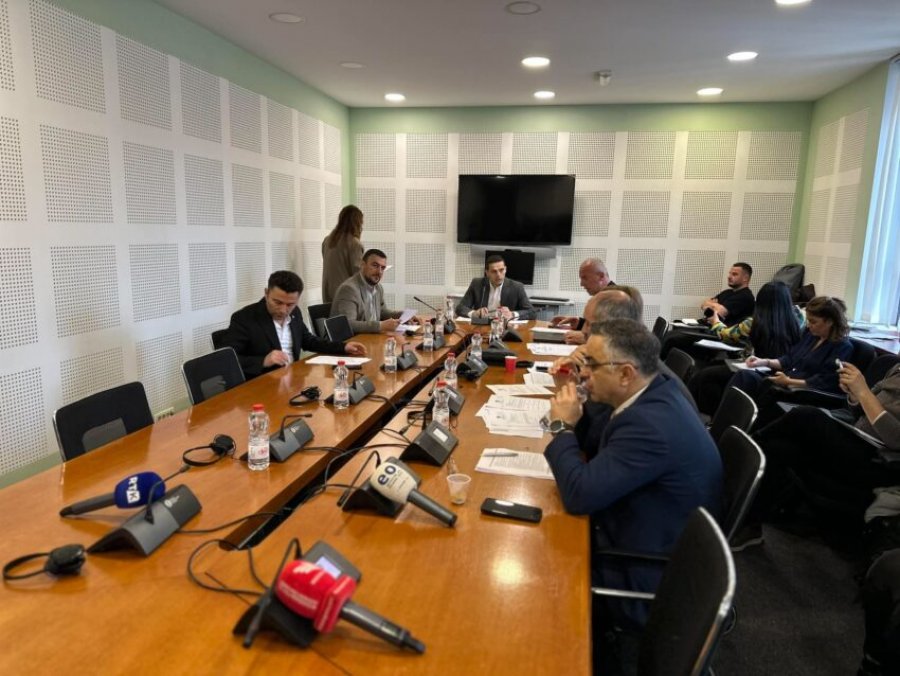 Komisioni për Legjislacion miraton projektligjin për çmimet tavan