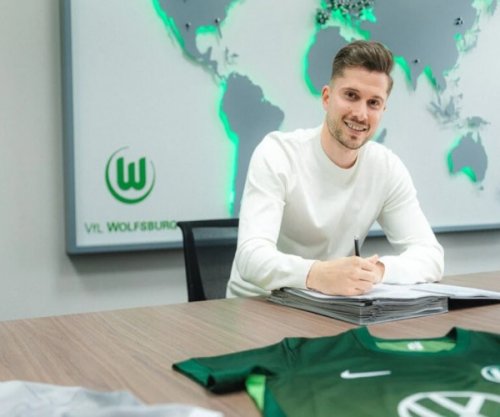 Elvis Rexhbeçaj zyrtarisht rikthehet te Wolfsburgu